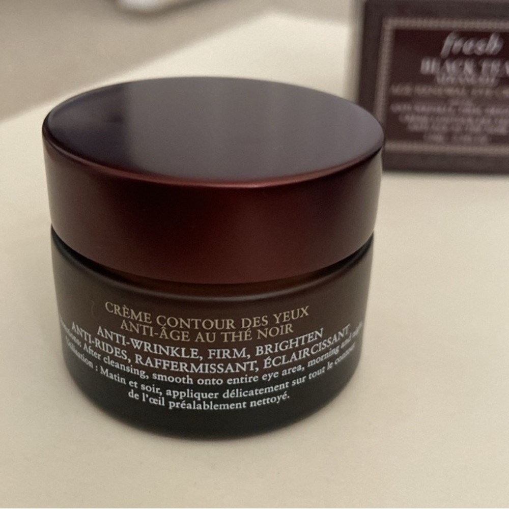 Fresh Black Tea Advanced Age Renewal Eye Cream - Black - Picture 2 of 3